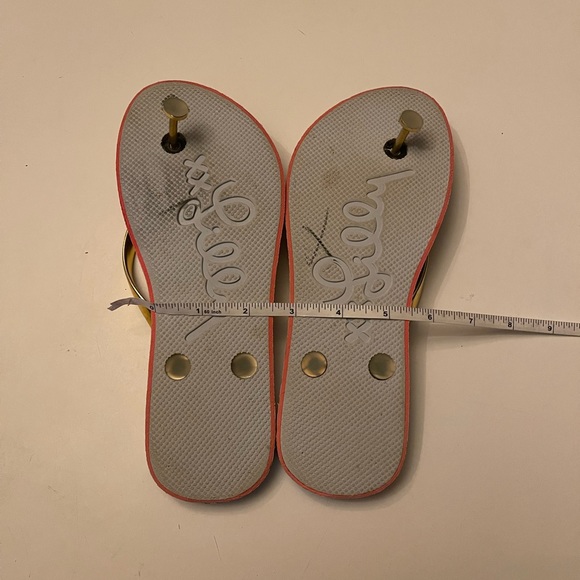 Lilly Pulitzer Floral Flip Flops - Picture 8 of 9